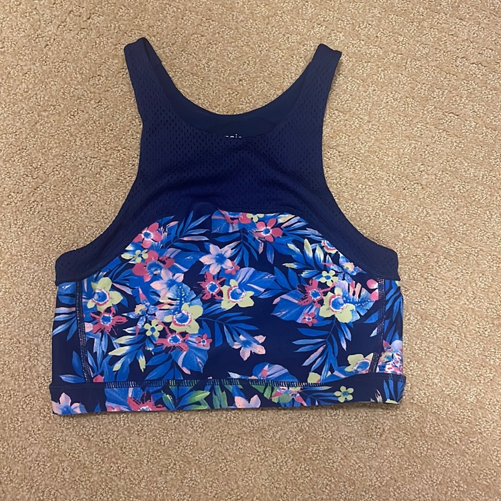 Women’s XS Sports Bra